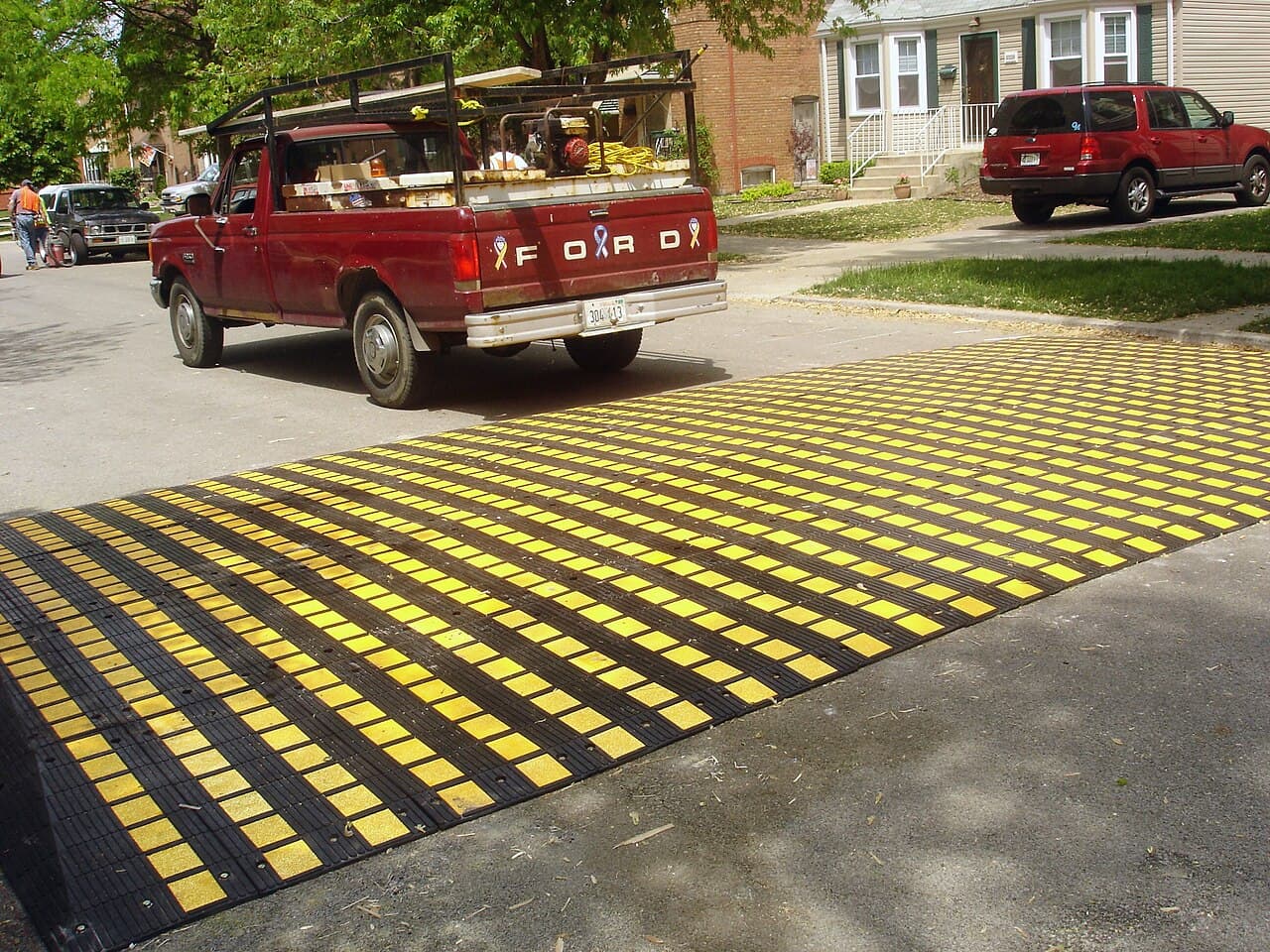 Speed Humps / Rubber Speed Ramps